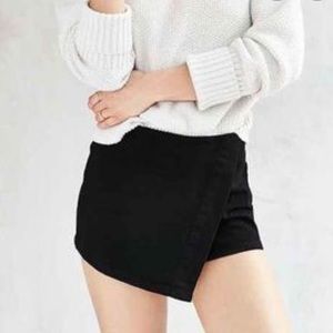 Silence + noise envelope skort